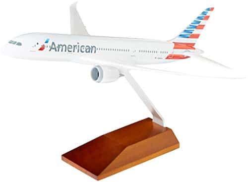 Daron Skymarks American Airlines Scale Wwood Stand Skr